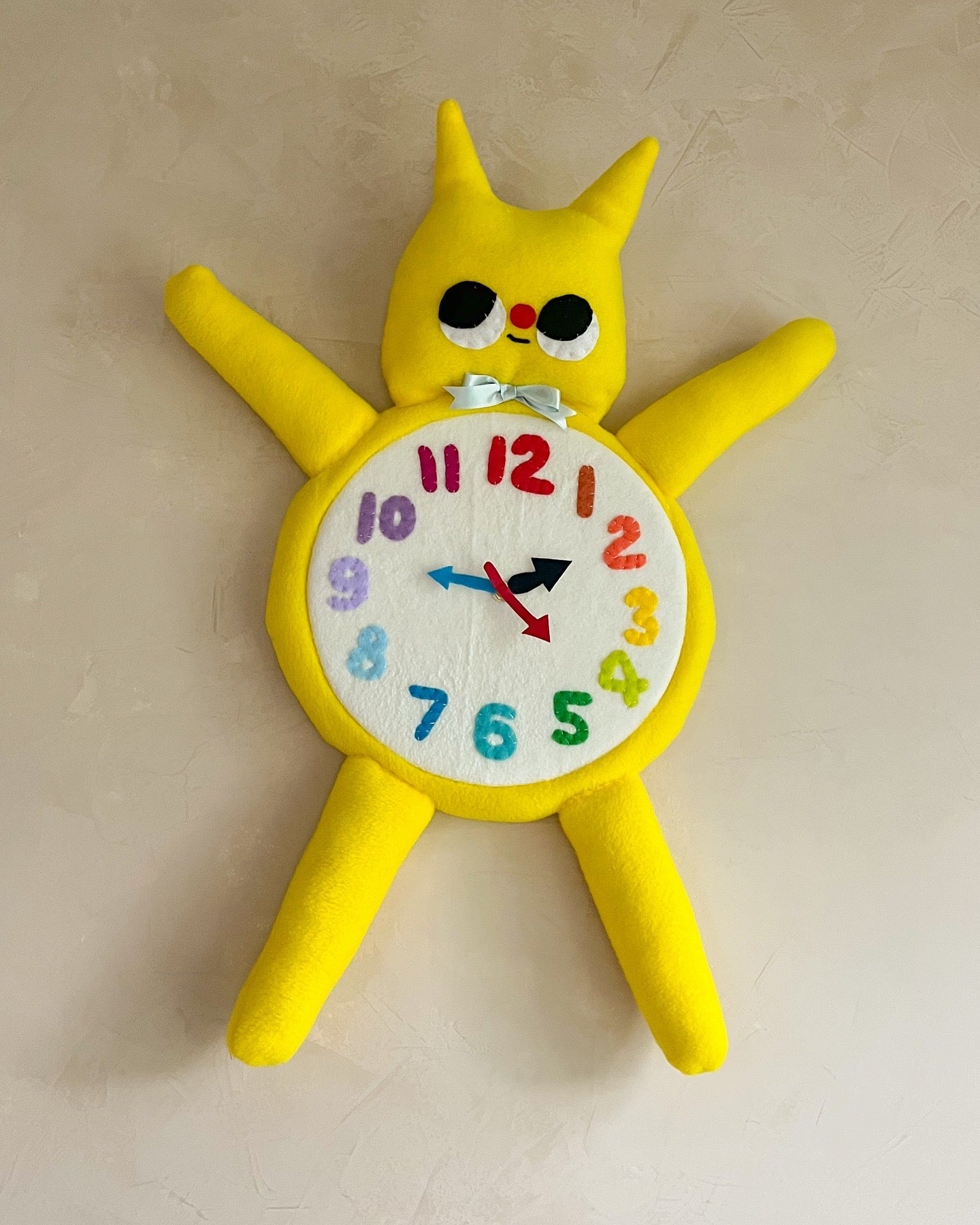Rainbow Gooby Cat Plushie Friend Clock