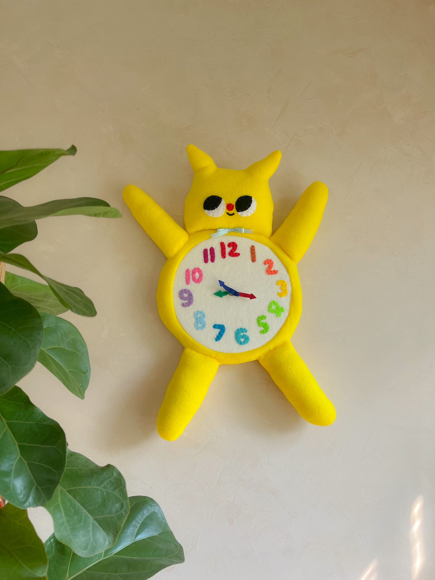 Rainbow Gooby Cat Plushie Friend Clock