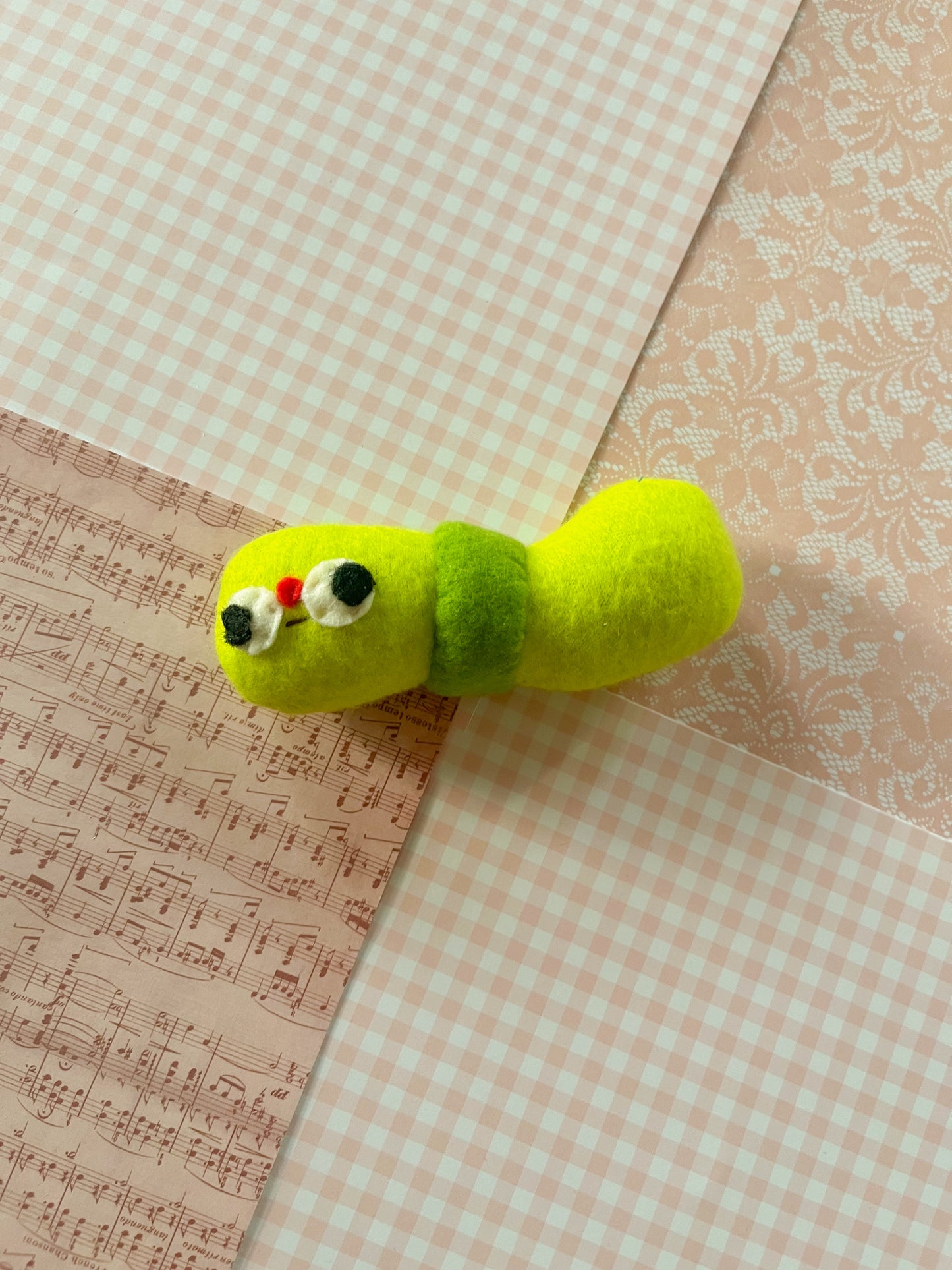 #4 Inch Worm - Mini Clunky Plush Collectible