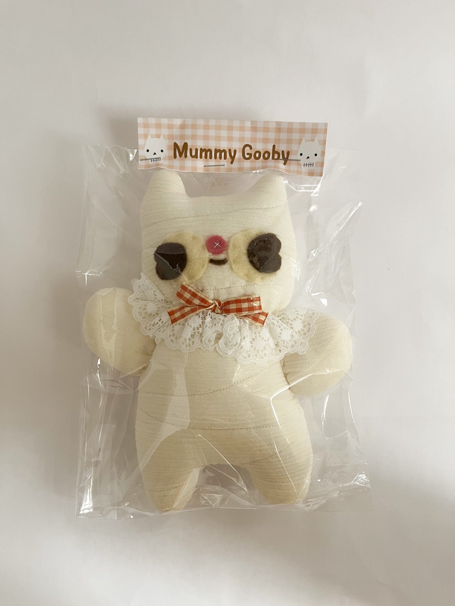 #1 Mummy Gooby - Clunky Plush Collectible