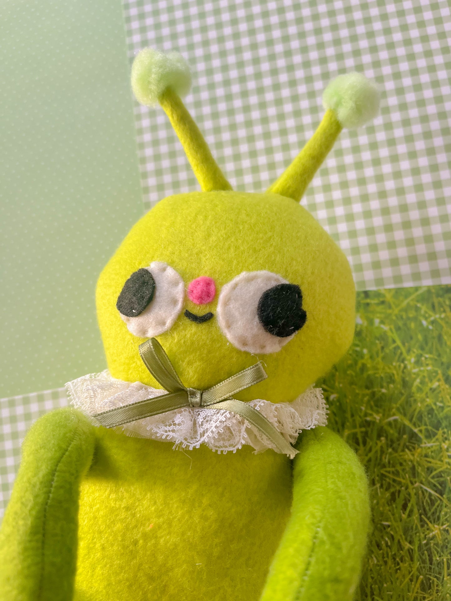 #1 Melon Mantis - Clunky Plush Collectible