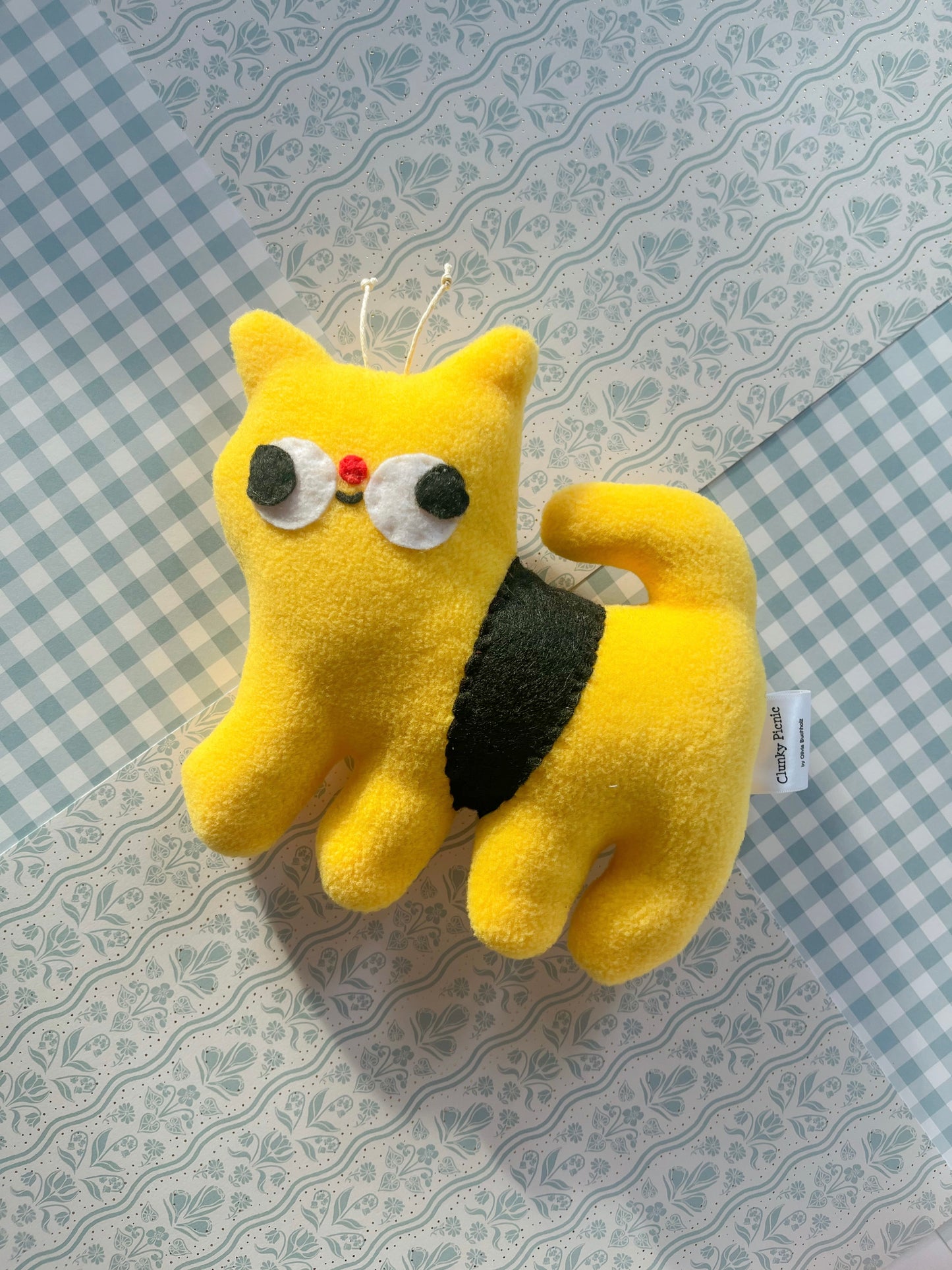 #1 Goo BEE - Clunky Plush Collectible