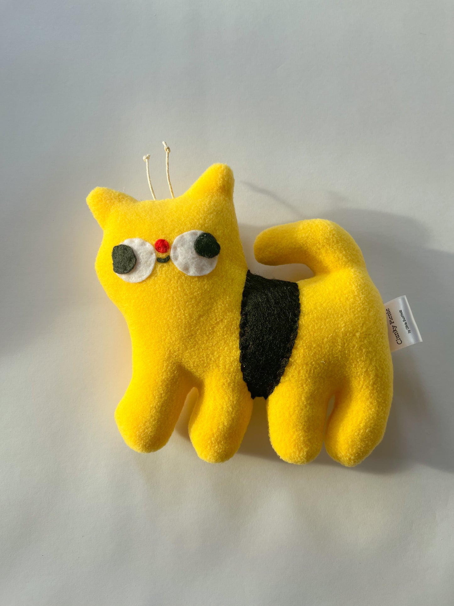 #1 Goo BEE - Clunky Plush Collectible