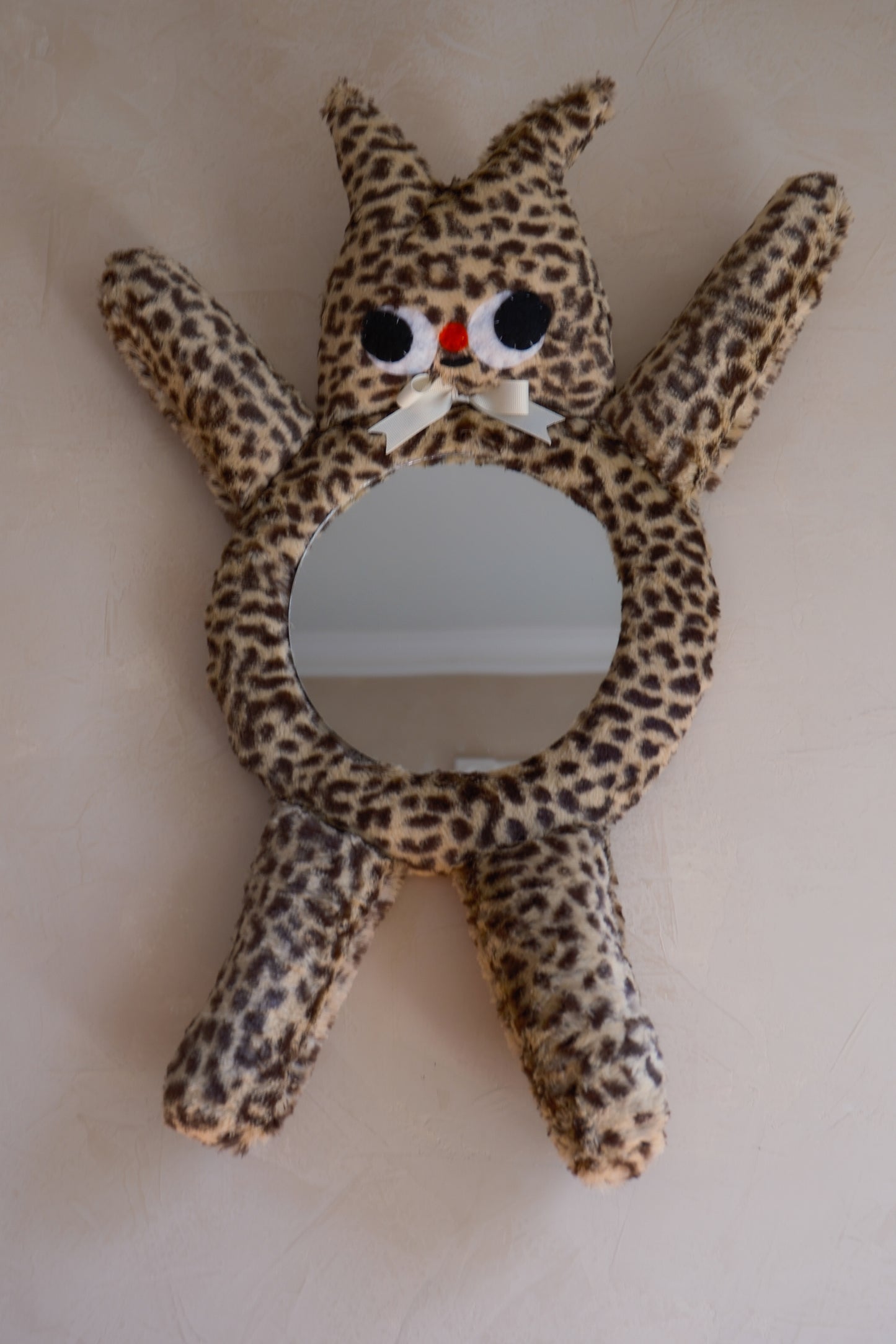 Cheetah With White Bow• Clunky Picnic Plush Mirror