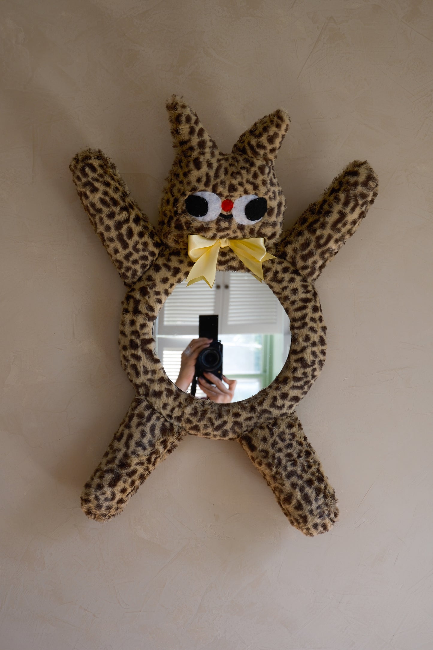 Cheetah With Butter Yellow Bow • Clunky Picnic Plush Mirror
