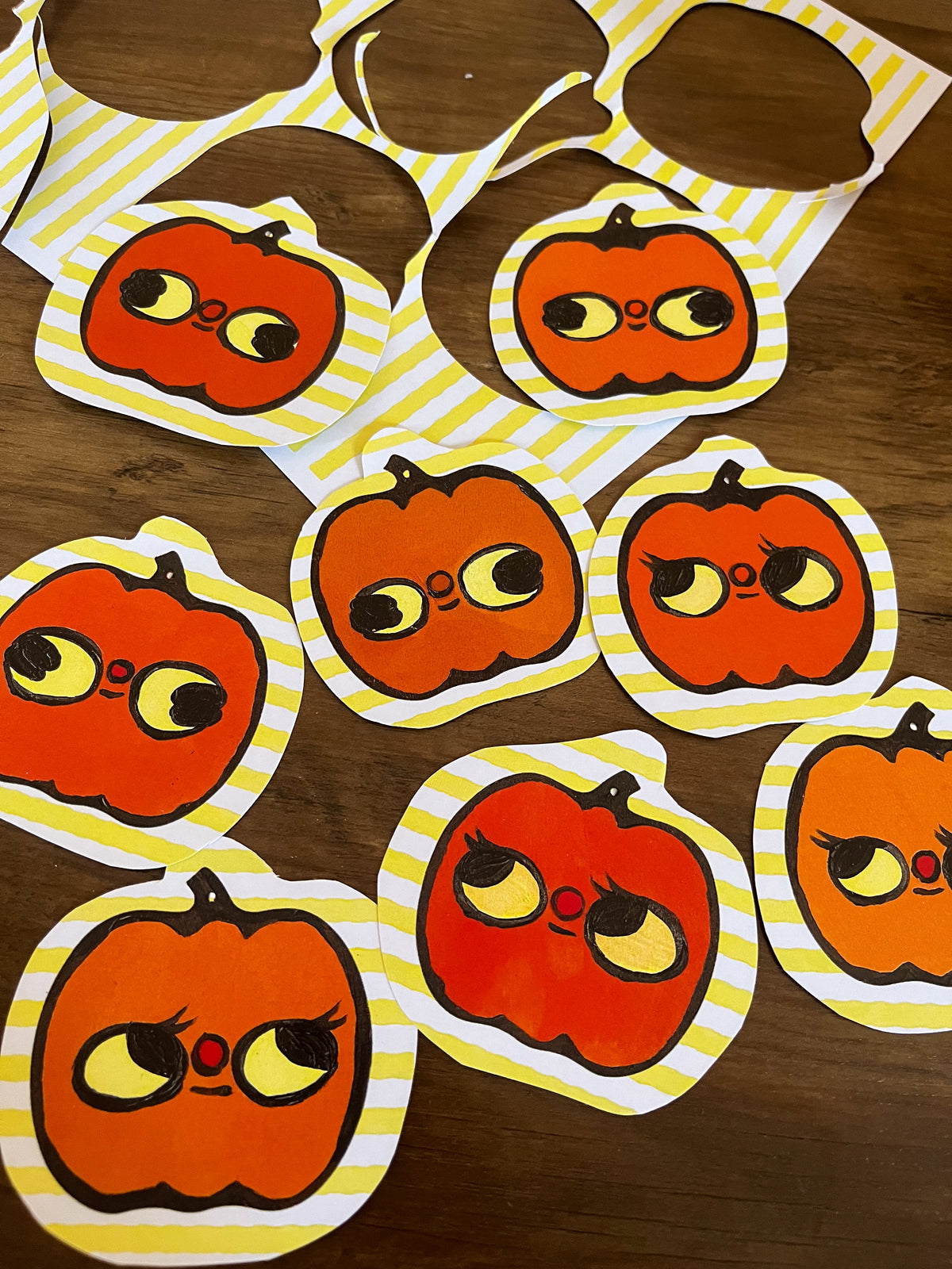 DIY Pumpkin Garland