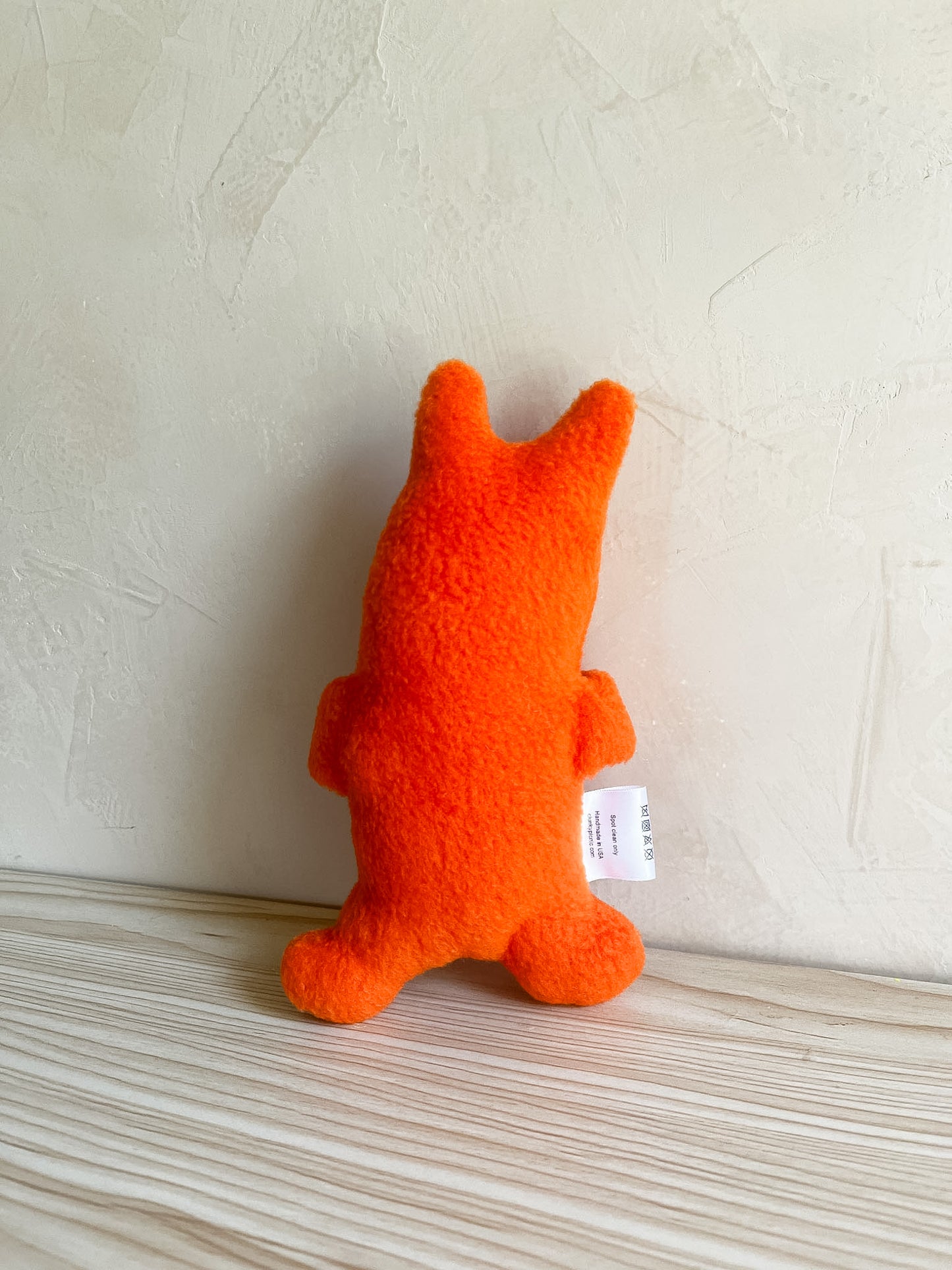 Heart Eyes Hug Gooby Clementine - Clunky Plush Collectible
